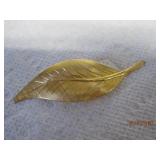 Gold leaf Pin 3'