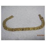 Gold tone Nugget Style Bracelet - 7.5