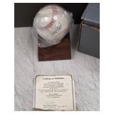 Signed johnny bench HOF baseball MLB