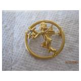 Gold tone angel w/ Star - 1.5