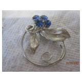 Blue Prong Set Leaf Pin - 1.75