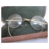 Early set eye glasses in case