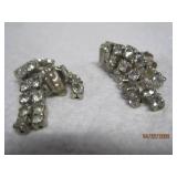Vintage Rhinestone Earrings - Clip on