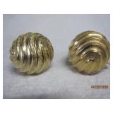 Accessorycraft Gold tone Earrings - Clip on