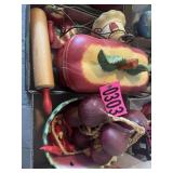 Box lot: kitchen decor ' rolling pin, apple
