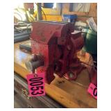 Olympia 5' benchvise