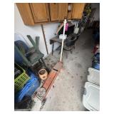 Central Hydraulics 2.5 ton long frame floor jack