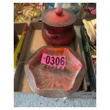 Red ceramic pot with lid + decorative red dish