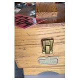 Griffin shoeshine kit with wood case
