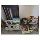 Assorted lighthouse plaques