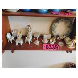 Porclain tea set, figures, dï¿½cor