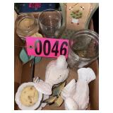 Flat of asst candle holders and doves