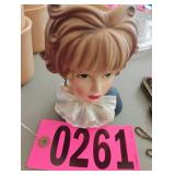 Victorian style head/bust woman