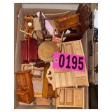 Flat of asst wood doll furniture