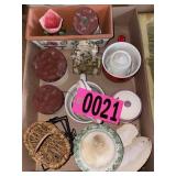 Flat of asst dishes and candles