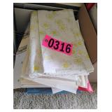 Asst table clothes