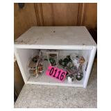 Wood box and contents - asst dï¿½cor