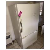Refridgerator