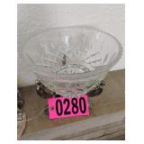 Crystal vase with stand