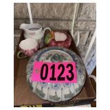 Flat of asst dish dï¿½cor