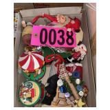 Flat of asst Christmas dï¿½cor