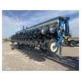 2004 Kinzie 3650 16/32 Row Planter