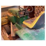 John Deere 314 Lawn tractor