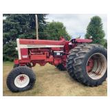 1968 International 856 Diesel Tractor