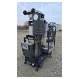 2015 JLG 30AM DC 30' Push Around Lift