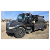 2006 INTERNATIONAL 4300 1000 Gal. Seal Truck
