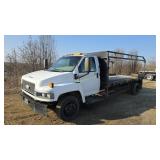 2005 Chevrolet C5500 Flatbed Concrete Form Truck