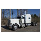 2015 Peterbilt 379 72' Sleeper Semi Truck