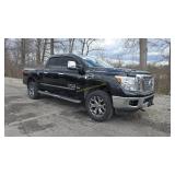 2018 Nissan Titan XD Truck