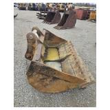 AIM 70' Bucket Fits JD230
