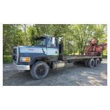 1994 Ford L8000 Flatbed w/ Knuckle Boom