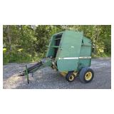 John Deere 330 E00330X Round Baler