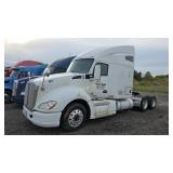 2014 Kenworth T680 Semi Truck