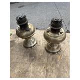 2 Rayo oil lamps