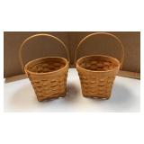 Longaberger 1993 basket w/wood handle. approx 7'