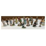(23) Vintage Franklin Mint Woodmouse Family