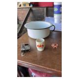Granite pan, TX Trojan Seed corn cup