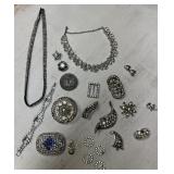 Large lot of vintage rhinestone jewelry, pins,