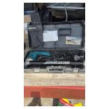 Makita quick drive screw gun with holster and 2