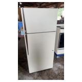 Kenmore working refrigerator, 28 inches wide 26