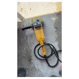 DeWalt 7 inch grinder, model D28474, 8000 RPM