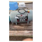 Iron Horse 10 gallon portable air tank, 150 psi