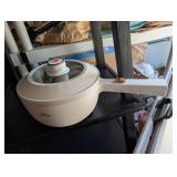 Bear hot pot, like new (untested)