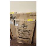 2 Regalo Gates - regular and Extra Tall