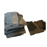 Approxametly 10 Pair of Levi Jeans Sizes 31 up to 33