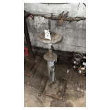 Gempler's Manual Tire Changer - Bolted in Ground